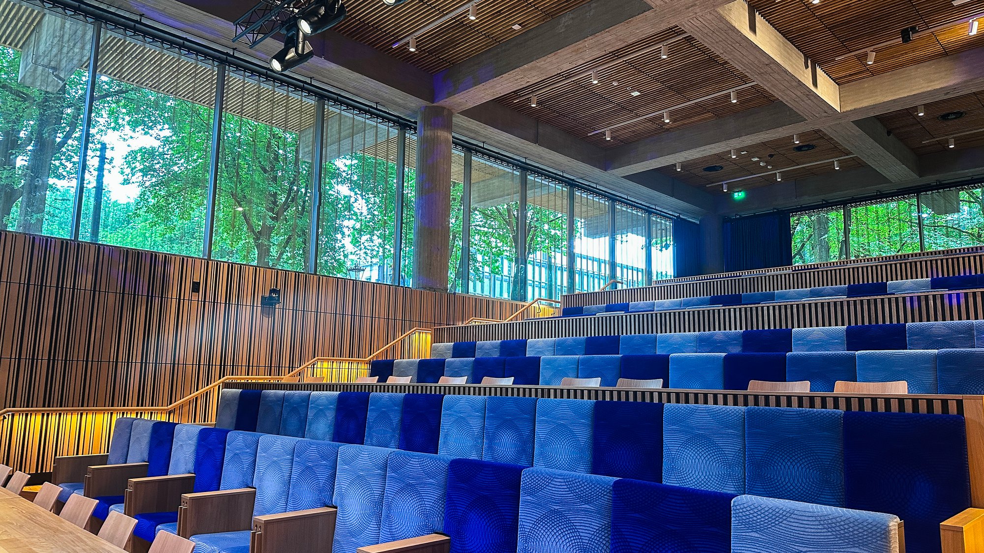 20250707_064102167_iOS