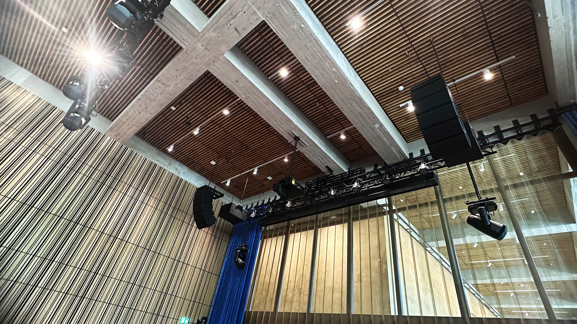 20250707_121956817_iOS