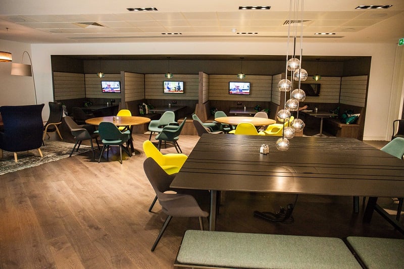 Kinly Bayer huddle meeting spaces