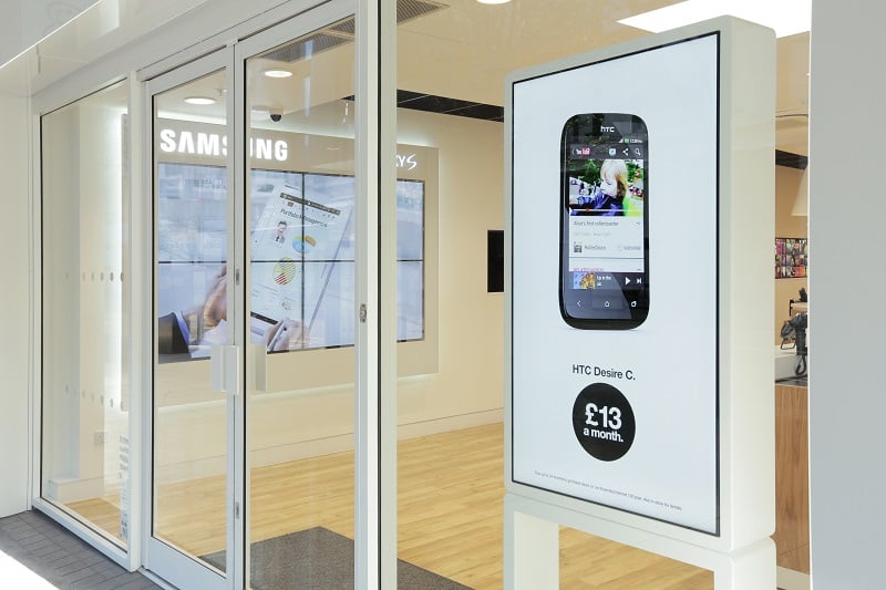 Kinly Three Digital Signage Window Display Integration