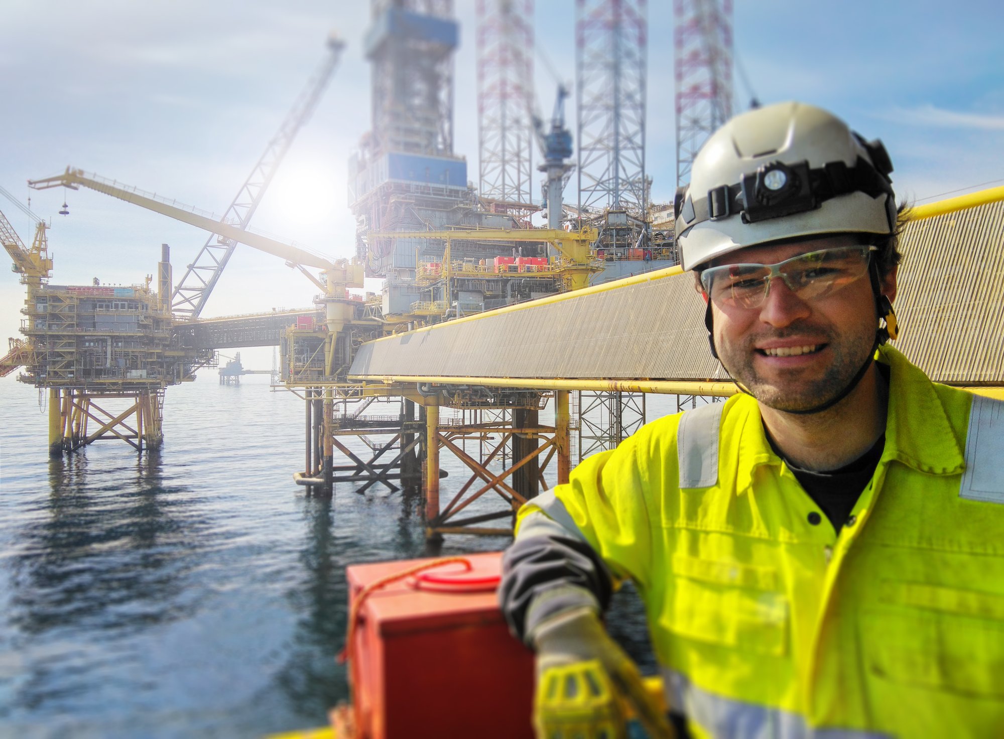 Man oil rig-1