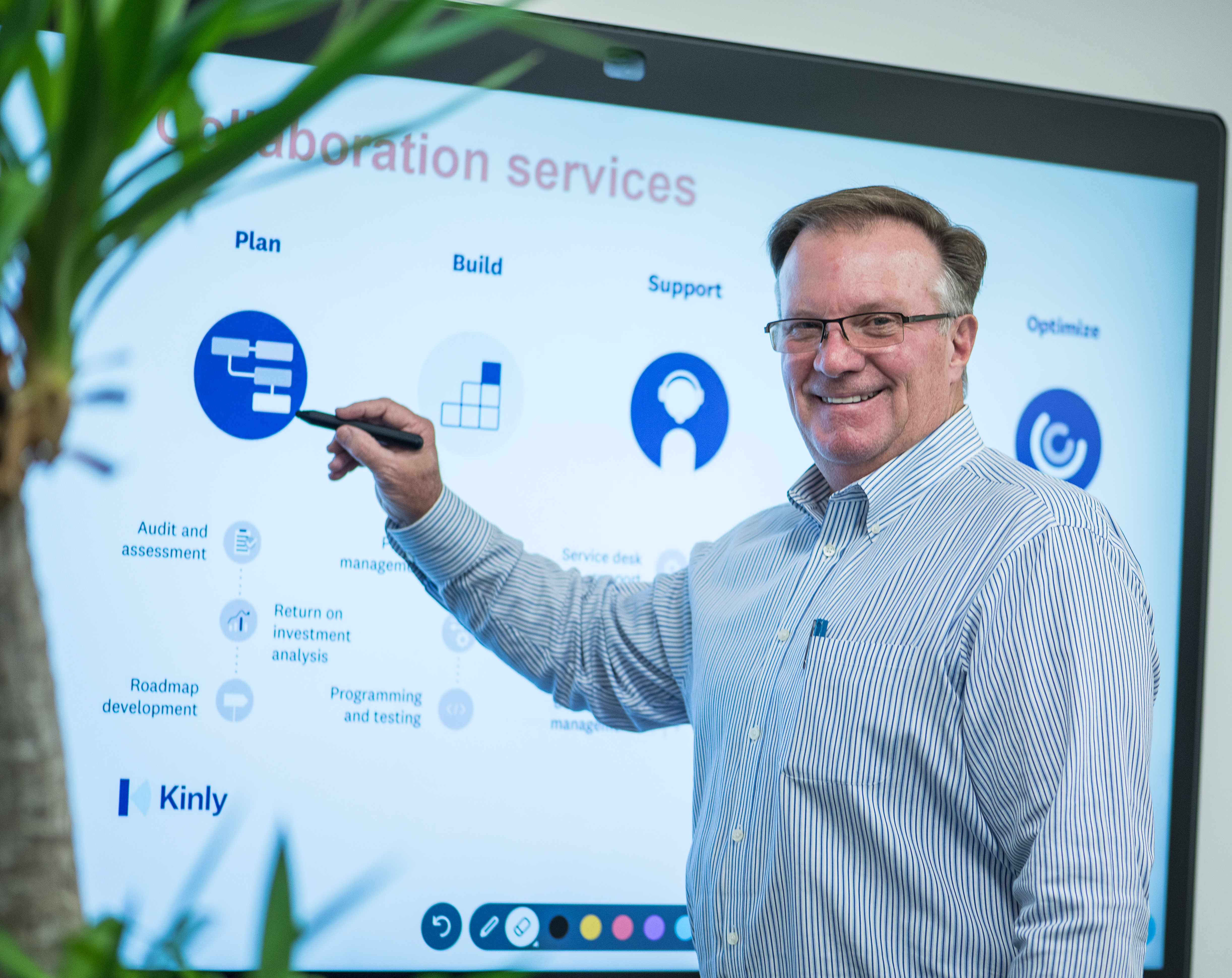 Vel_Johnson_Kinly_US