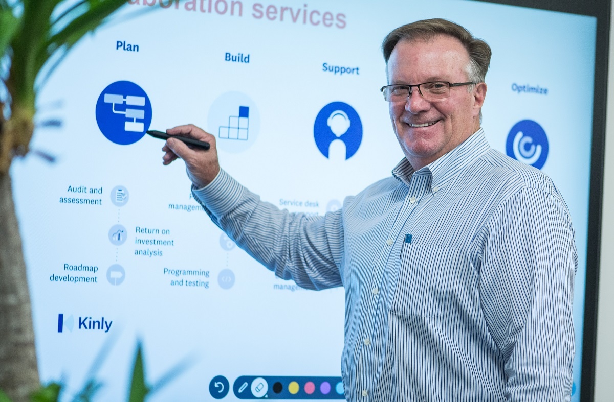 Vel_Johnson_Kinly_US_2